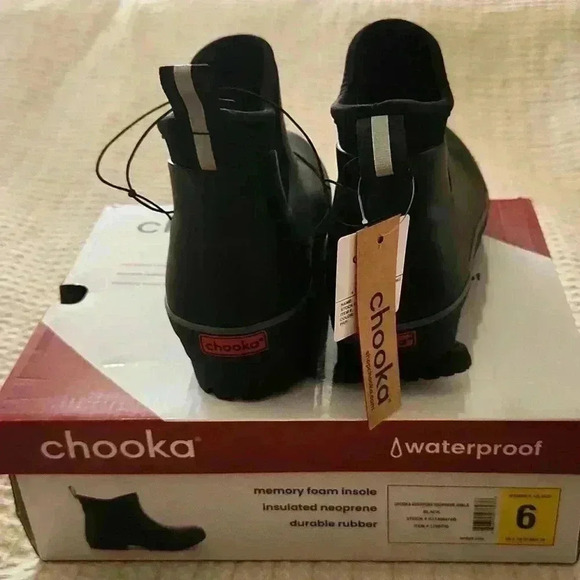 Chooka Women's Waterproof Rain Boot - Picture 4 of 8